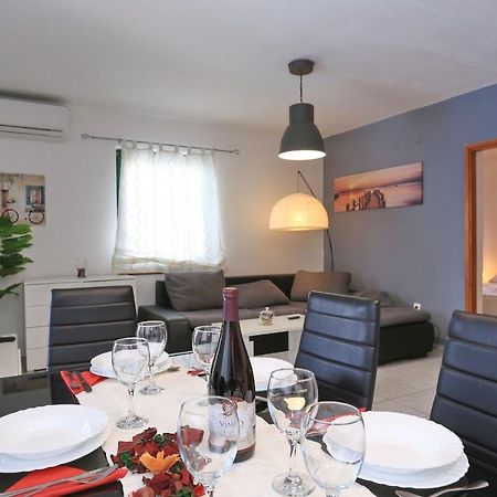Holiday Home Lucija Sveti Filip i Jakov Eksteriør bilde