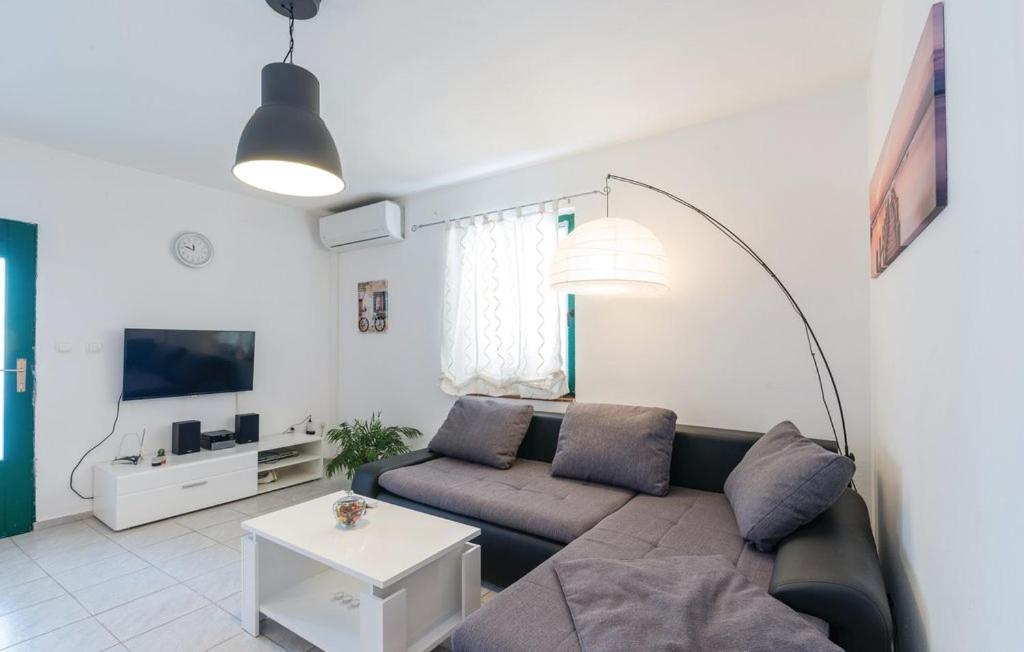 Holiday Home Lucija Sveti Filip i Jakov Eksteriør bilde