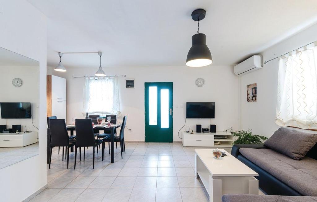 Holiday Home Lucija Sveti Filip i Jakov Eksteriør bilde